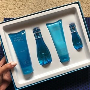 Cool Water by Davidoff for Women Gift Set 🎁